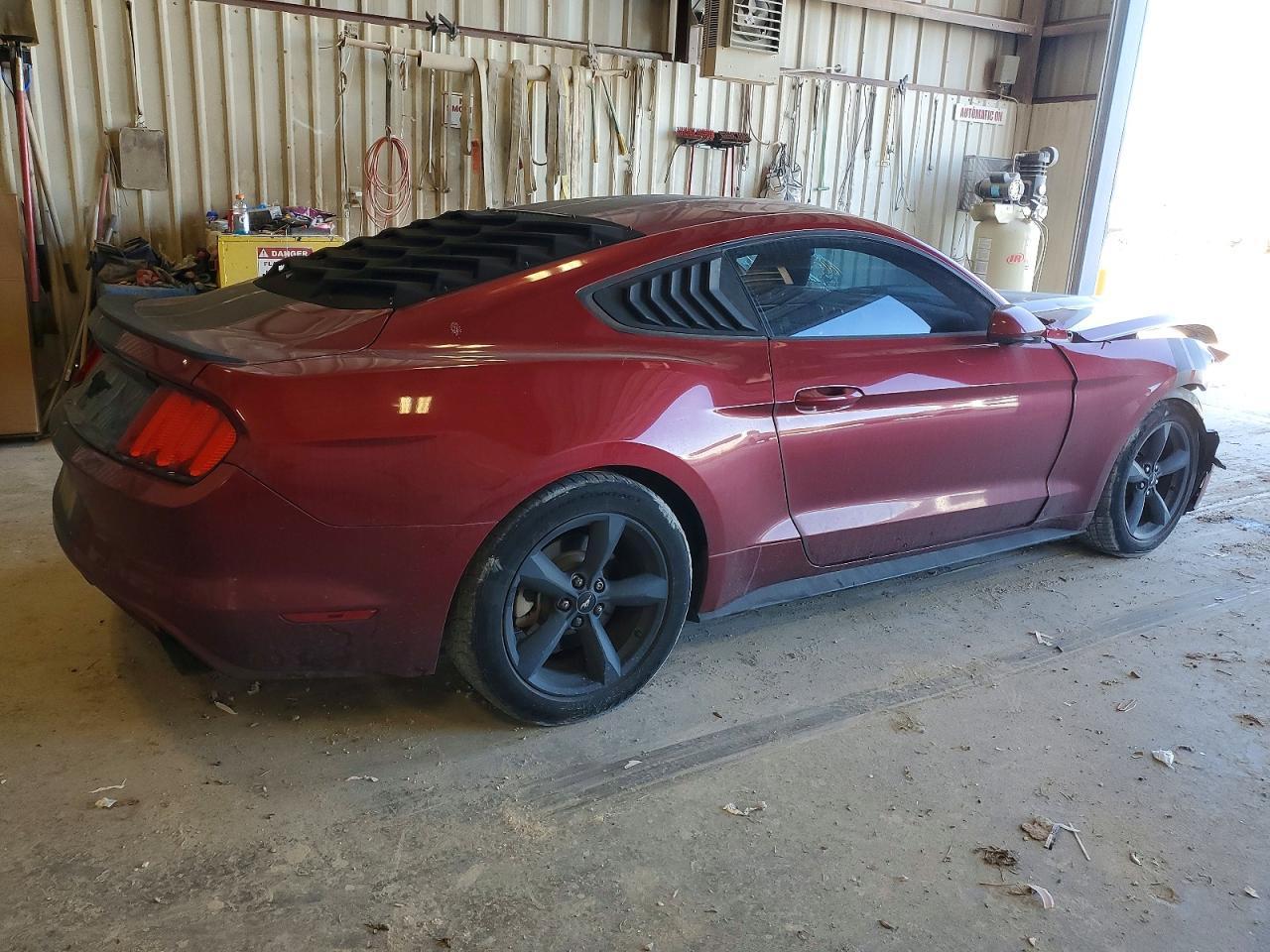 2017 Ford Mustang - zdjęcie 3