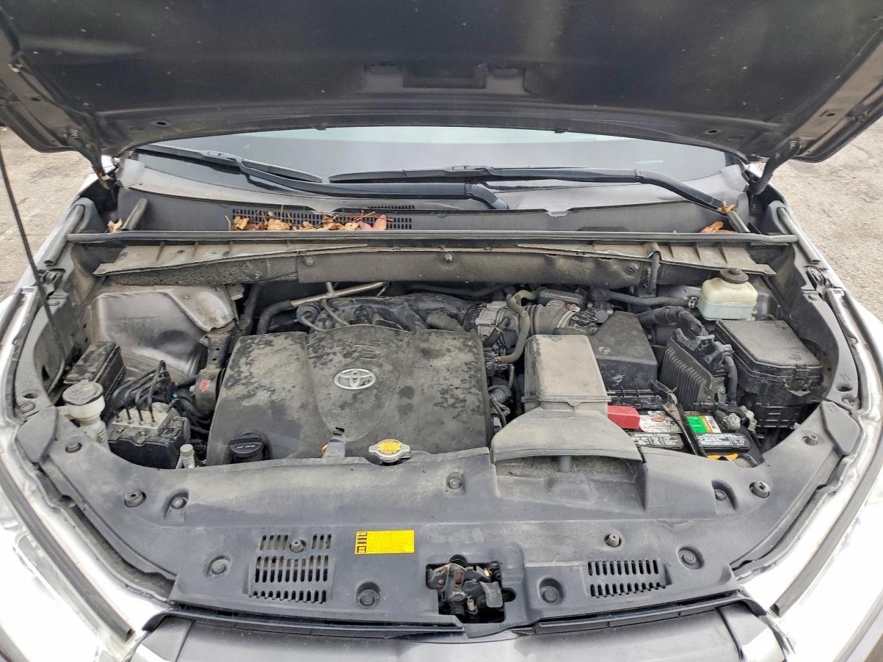 2017 Toyota Highlander Se - zdjęcie 12