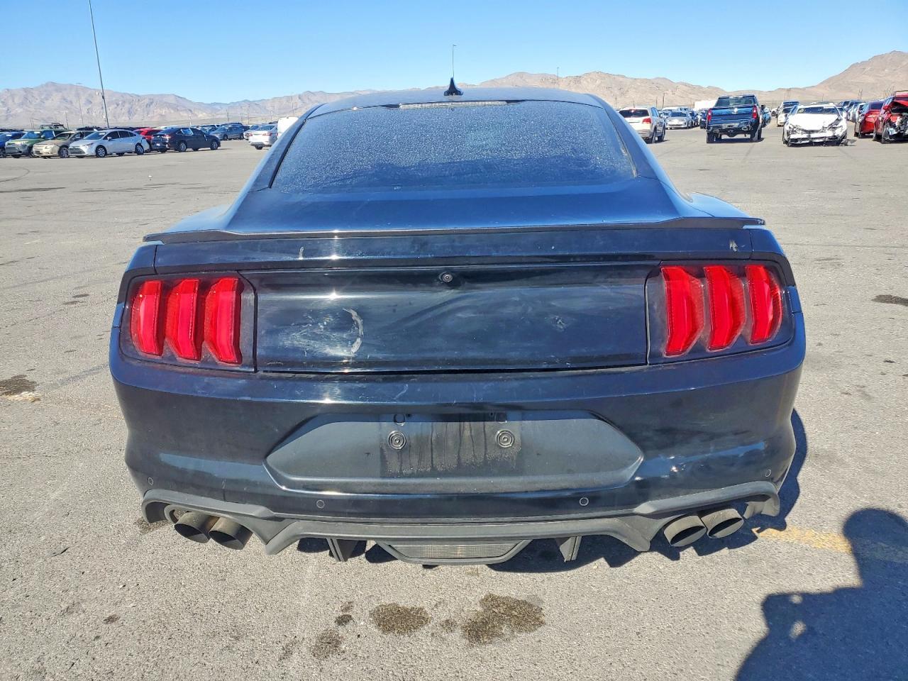 2020 Ford Mustang - zdjęcie 6