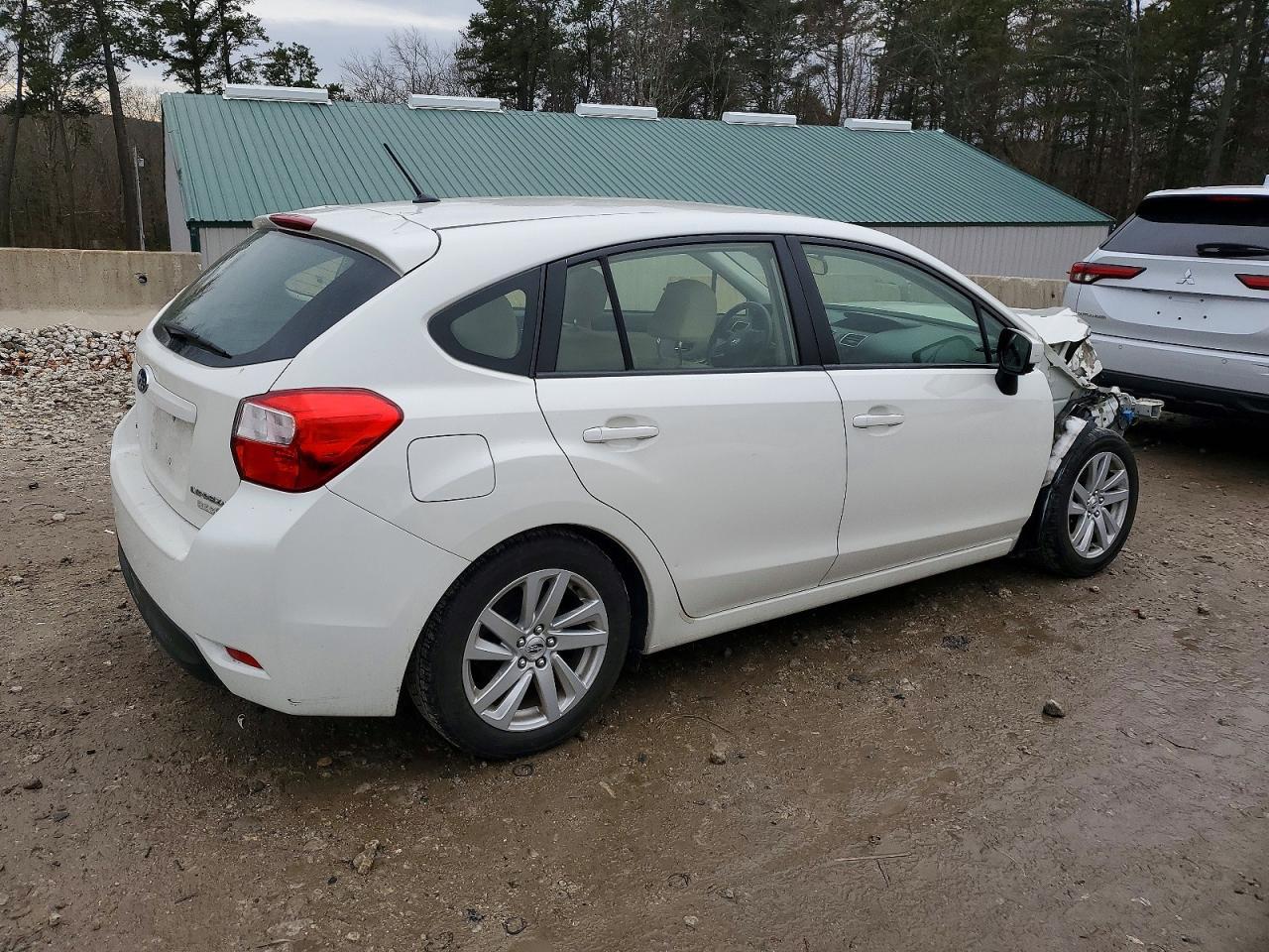 2015 Subaru Impreza Premium - zdjęcie 3