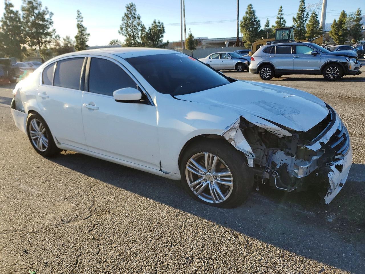 2013 Infiniti G37 Base - zdjęcie 4