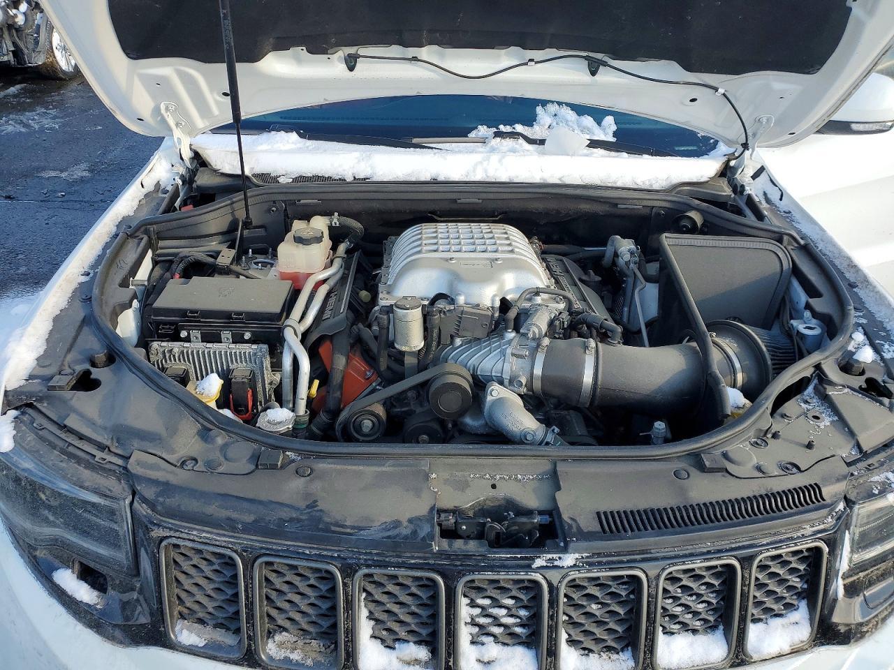 2018 Jeep Grand Cherokee Trackhawk - zdjęcie 12