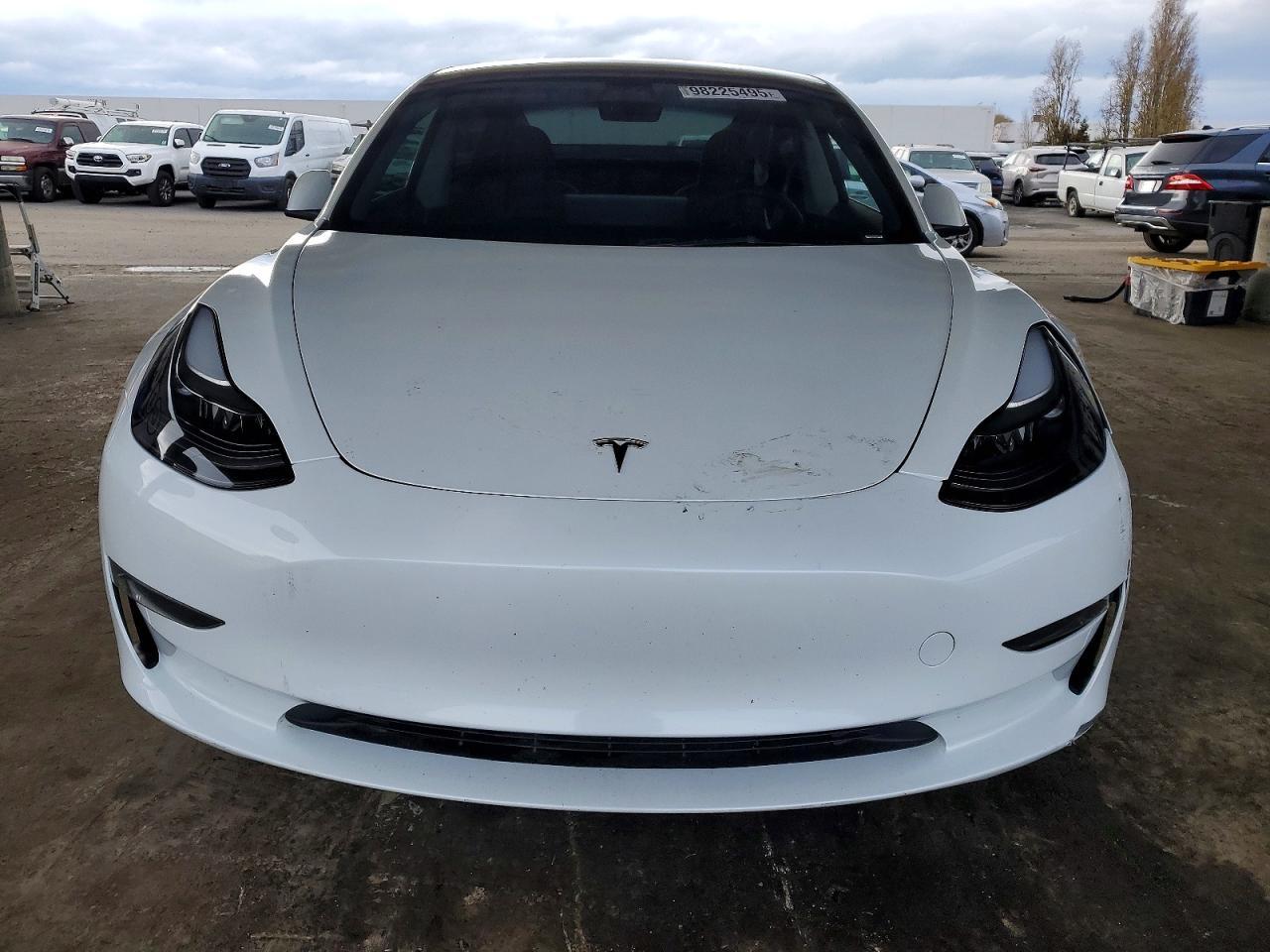 2023 Tesla Model 3 - zdjęcie 5