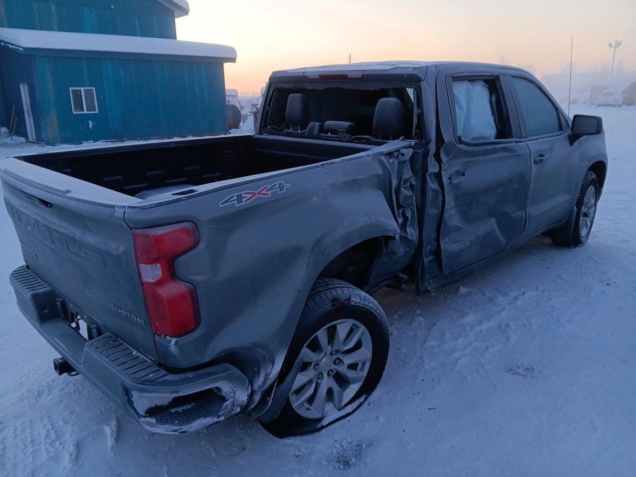 2025 Chevrolet Silverado K1500 Custom - zdjęcie 3