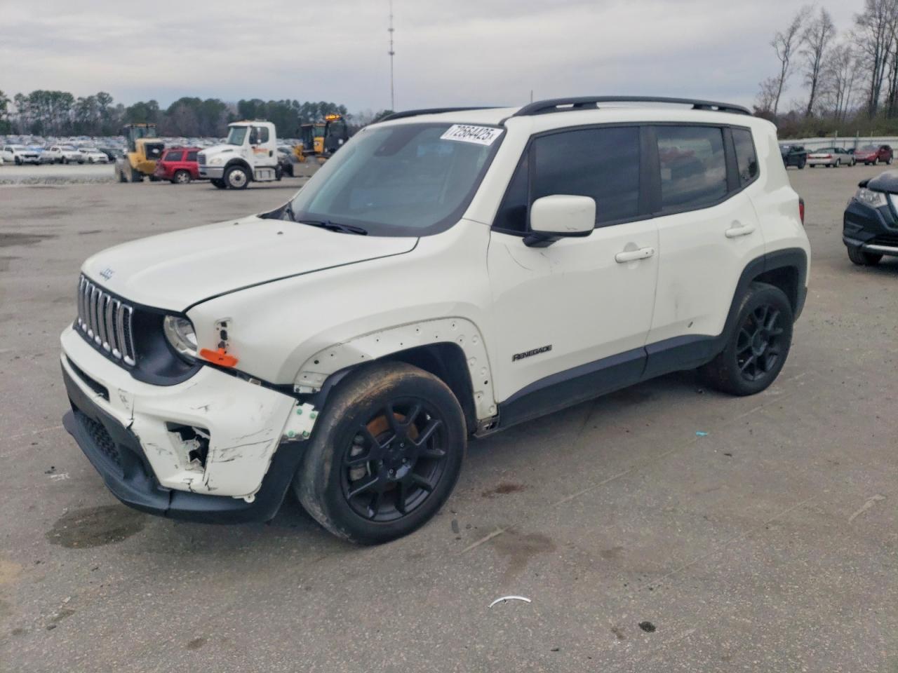 2021 Jeep Renegade Latitude - zdjęcie główne