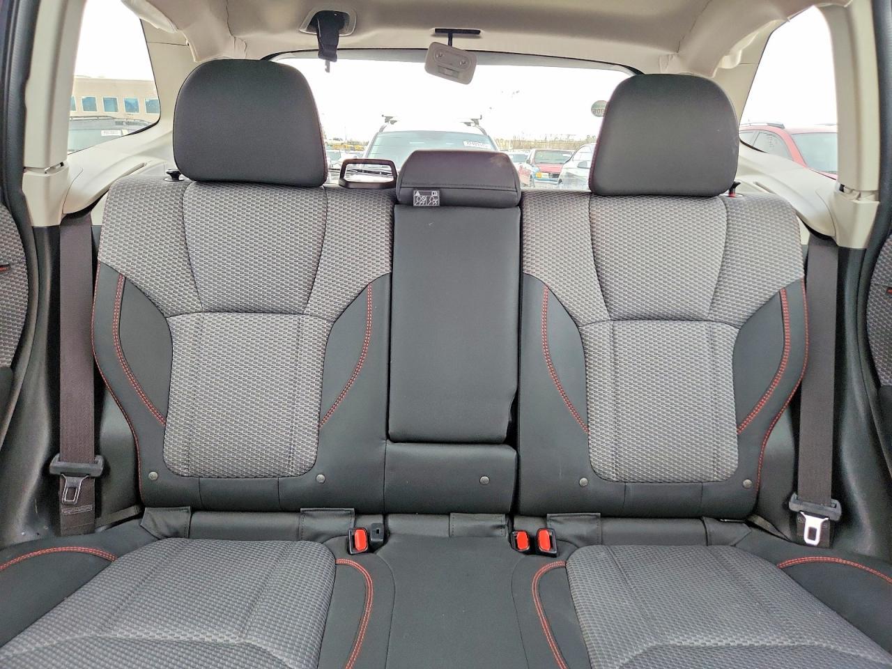 2021 Subaru Forester Sport - zdjęcie 10