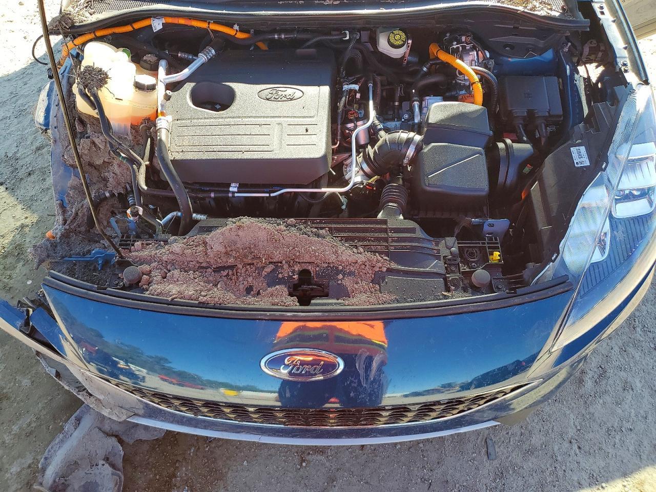 2020 Ford Escape Titanium - zdjęcie 12