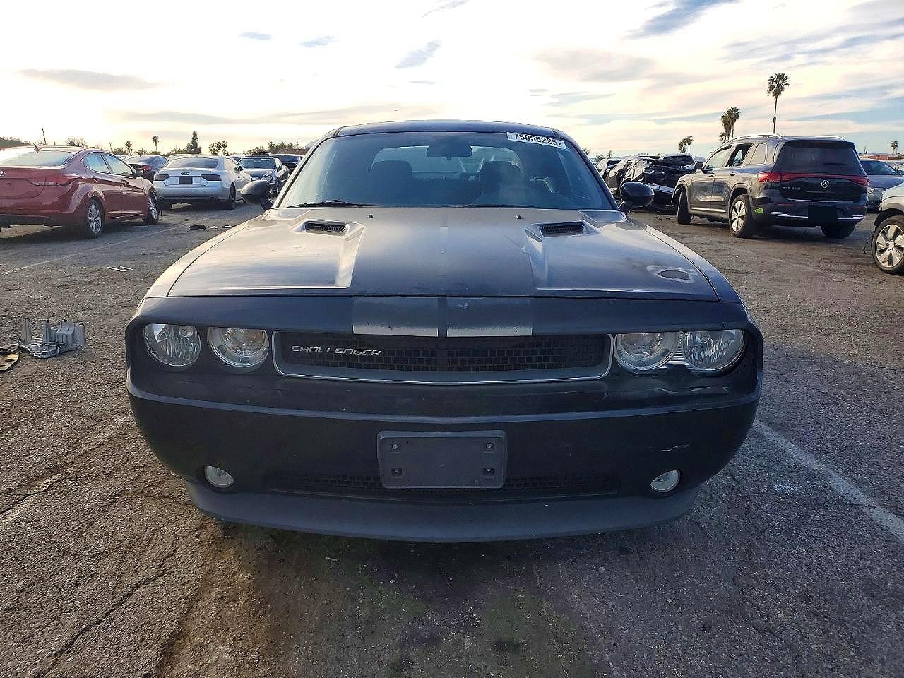 2013 Dodge Challenger Sxt - zdjęcie 5