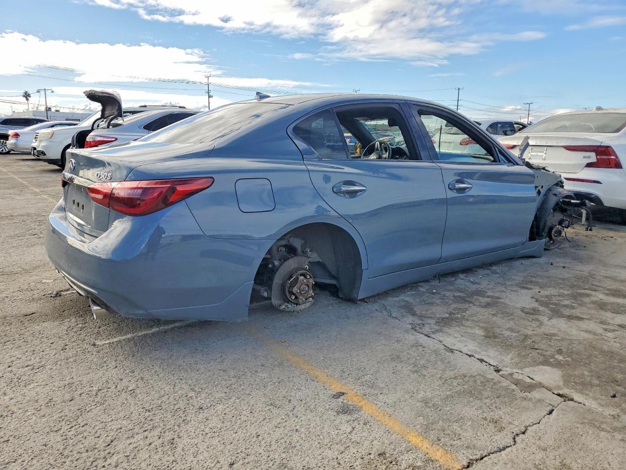 2022 Infiniti Q50 Red Sport 400 - zdjęcie 3