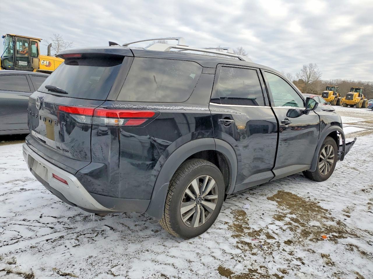 2024 Nissan Pathfinder Sl - zdjęcie 3