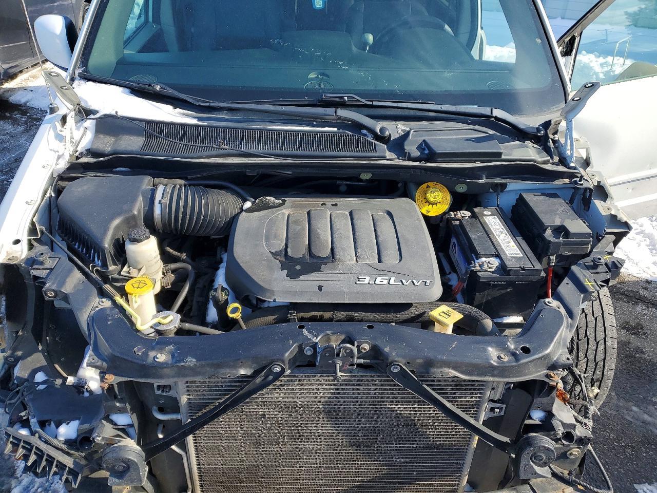 2014 Dodge Grand Caravan Sxt - zdjęcie 12