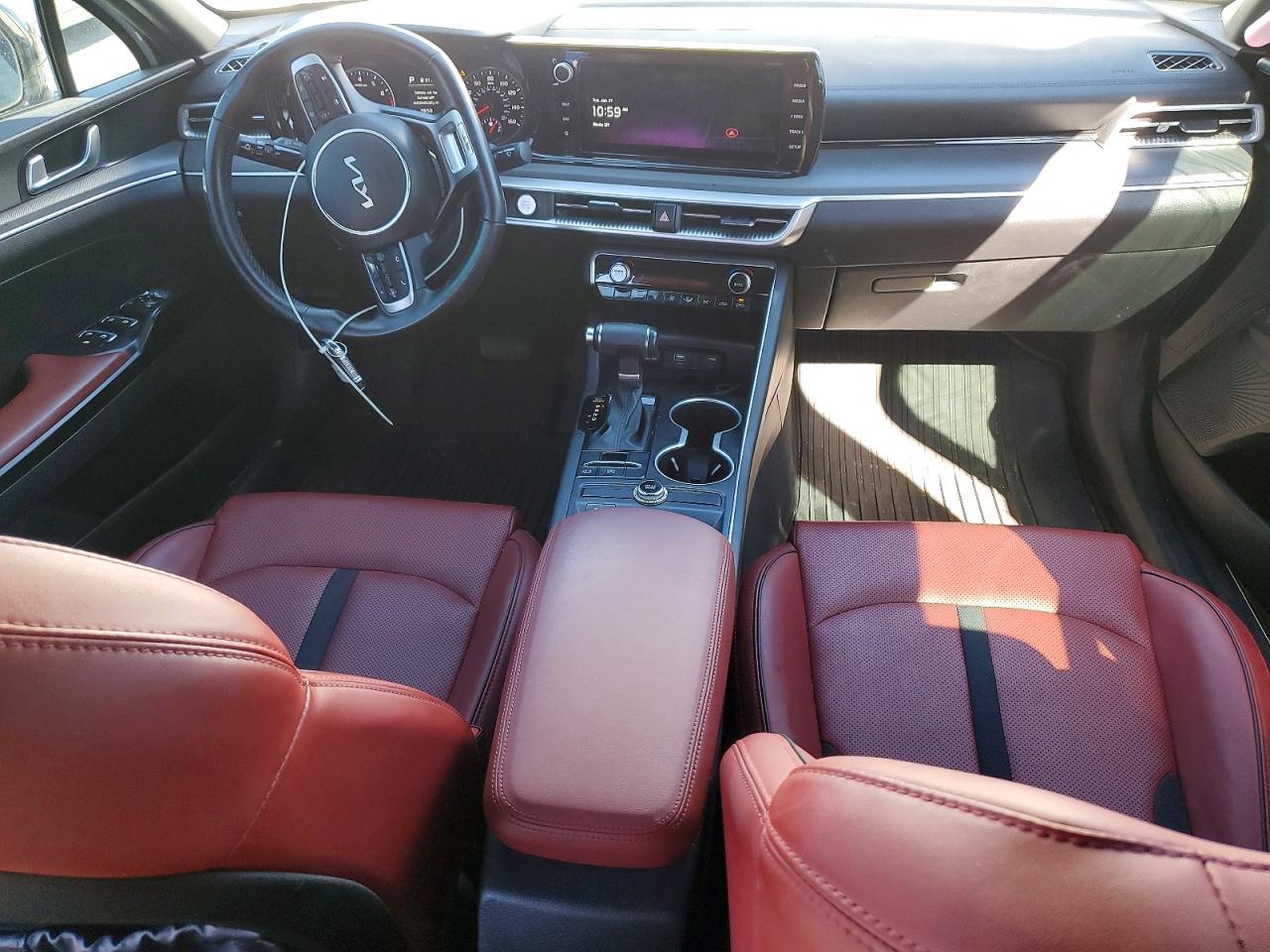 2023 Kia K5 Gt-Line - zdjęcie 8