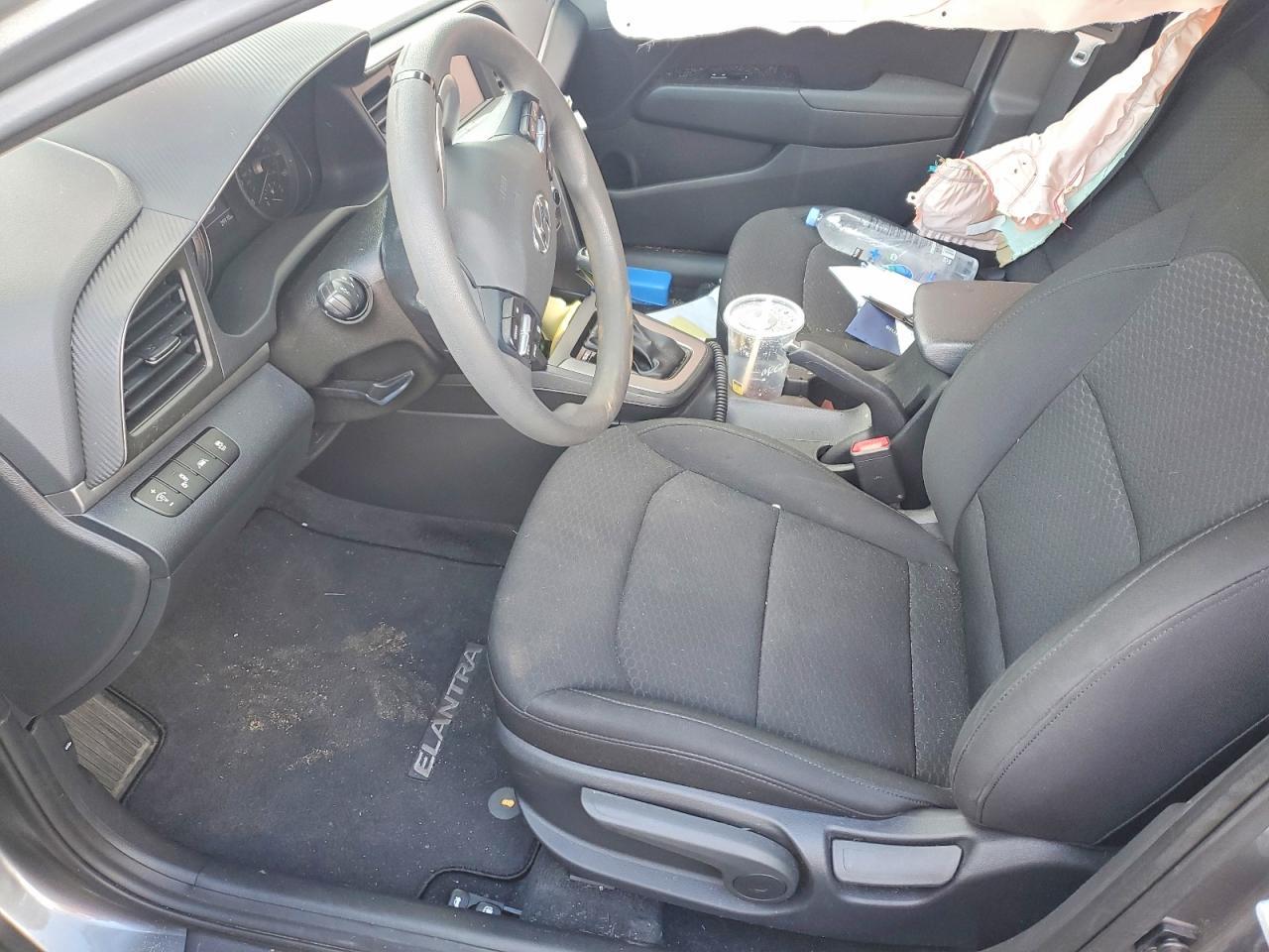 2020 Hyundai Elantra Sel - zdjęcie 7