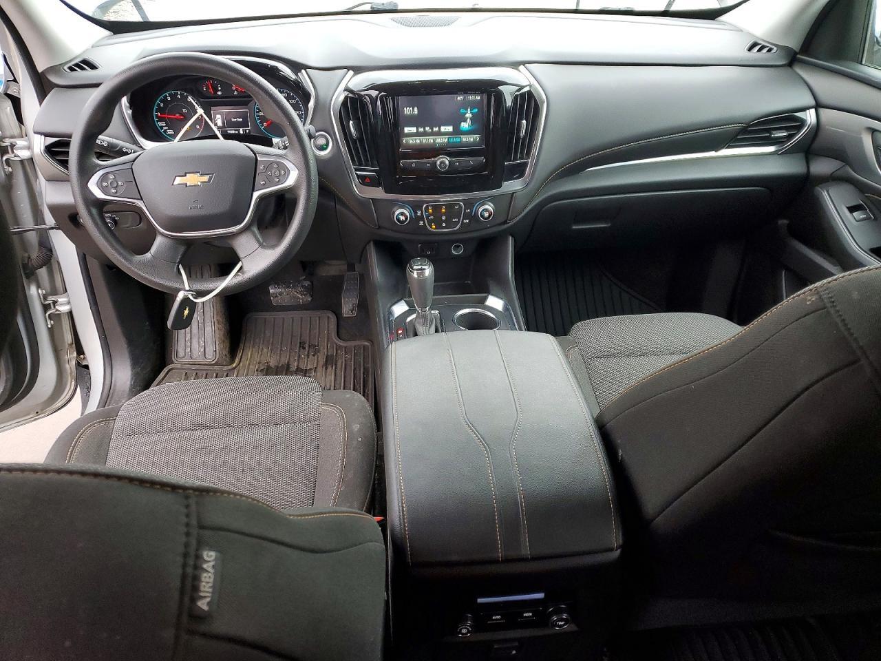 2018 Chevrolet Traverse Ls - zdjęcie 8