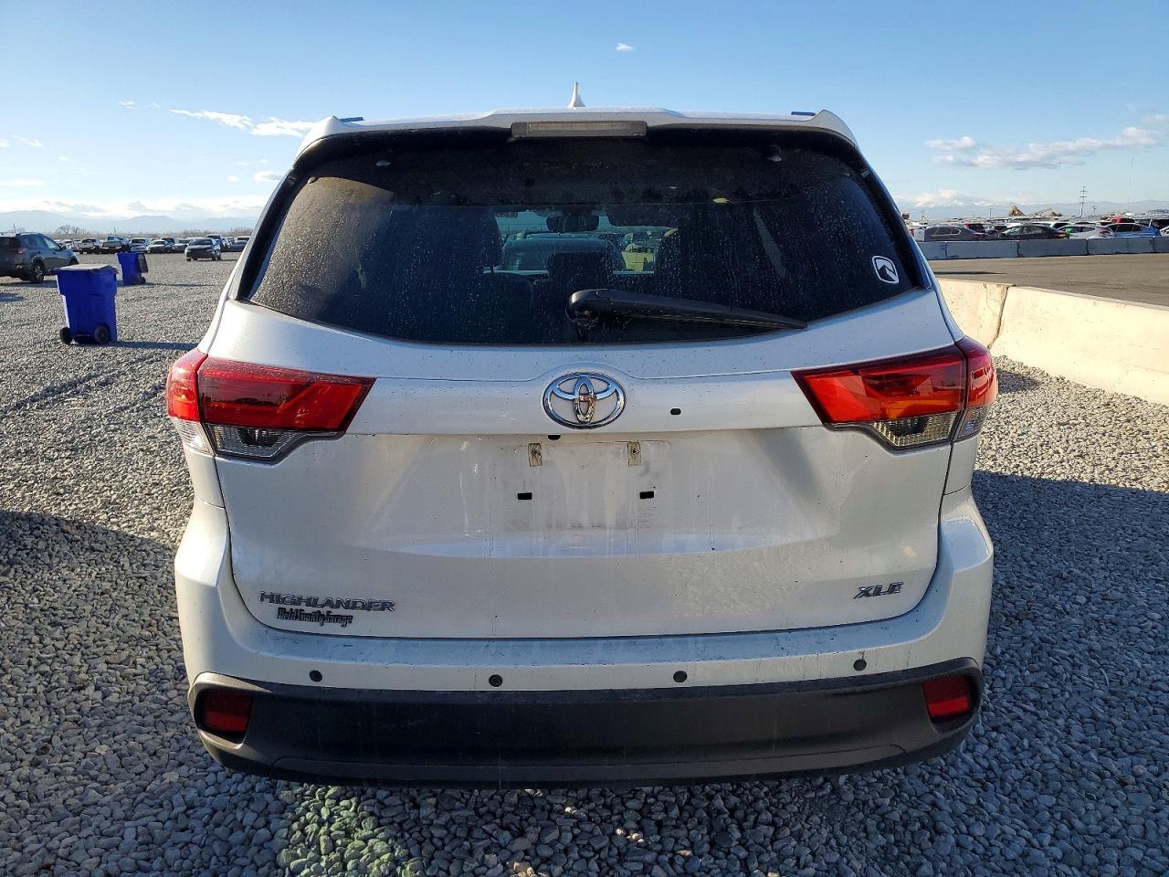 2019 Toyota Highlander Se - zdjęcie 11