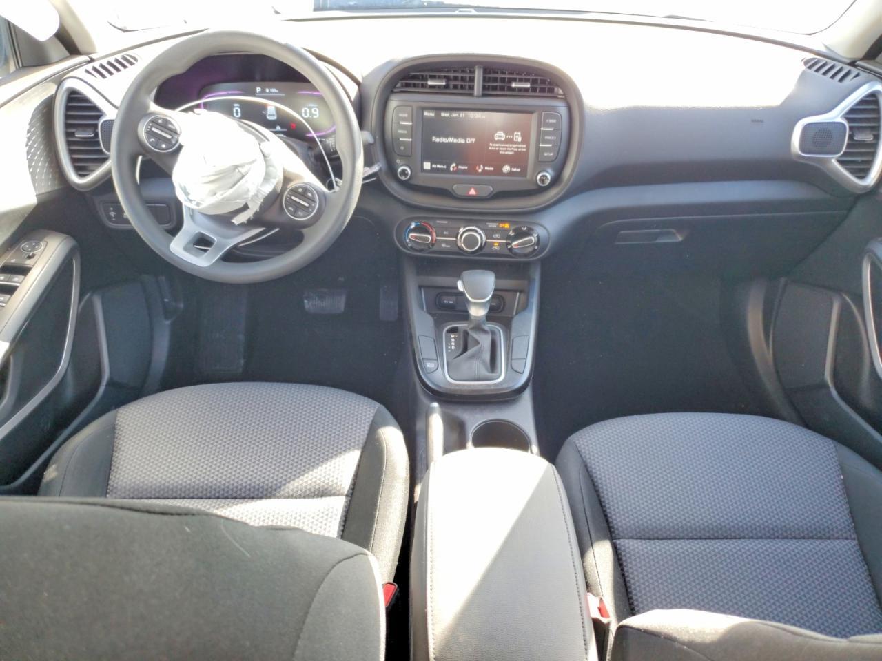 2025 Kia Soul Lx - zdjęcie 8