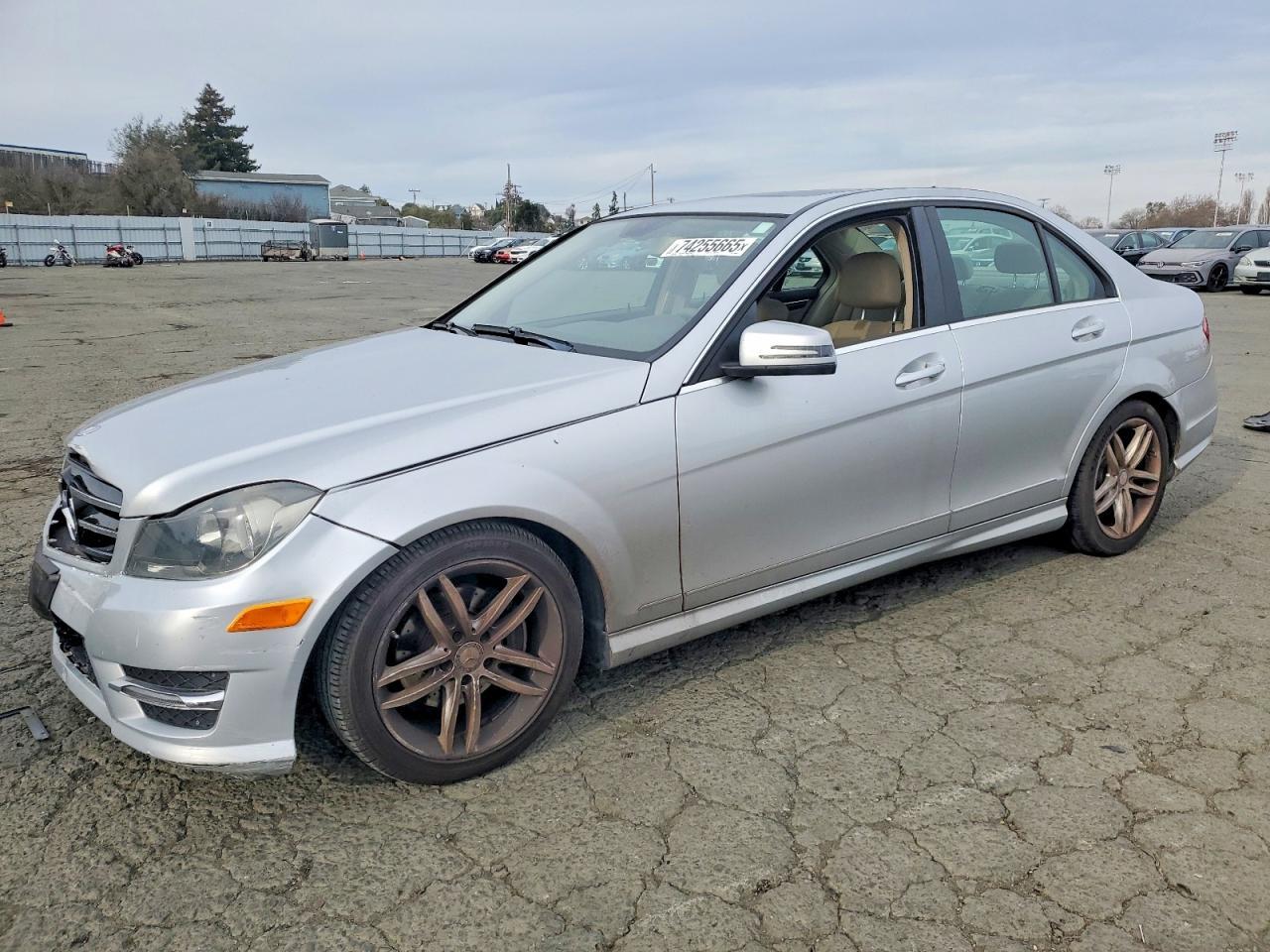 2014 Mercedes-Benz C 250 - zdjęcie główne