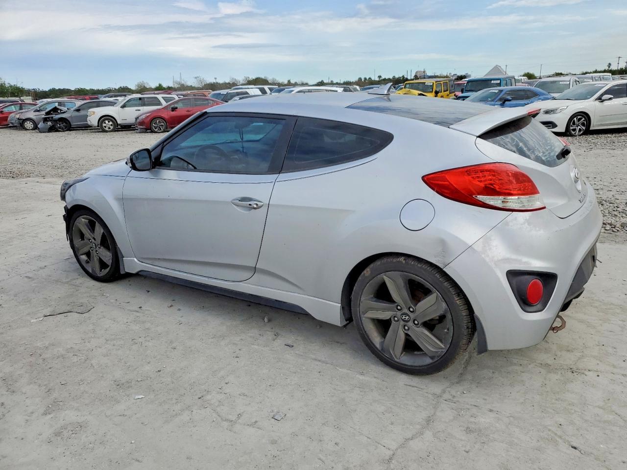 2015 Hyundai Veloster Turbo - zdjęcie 2