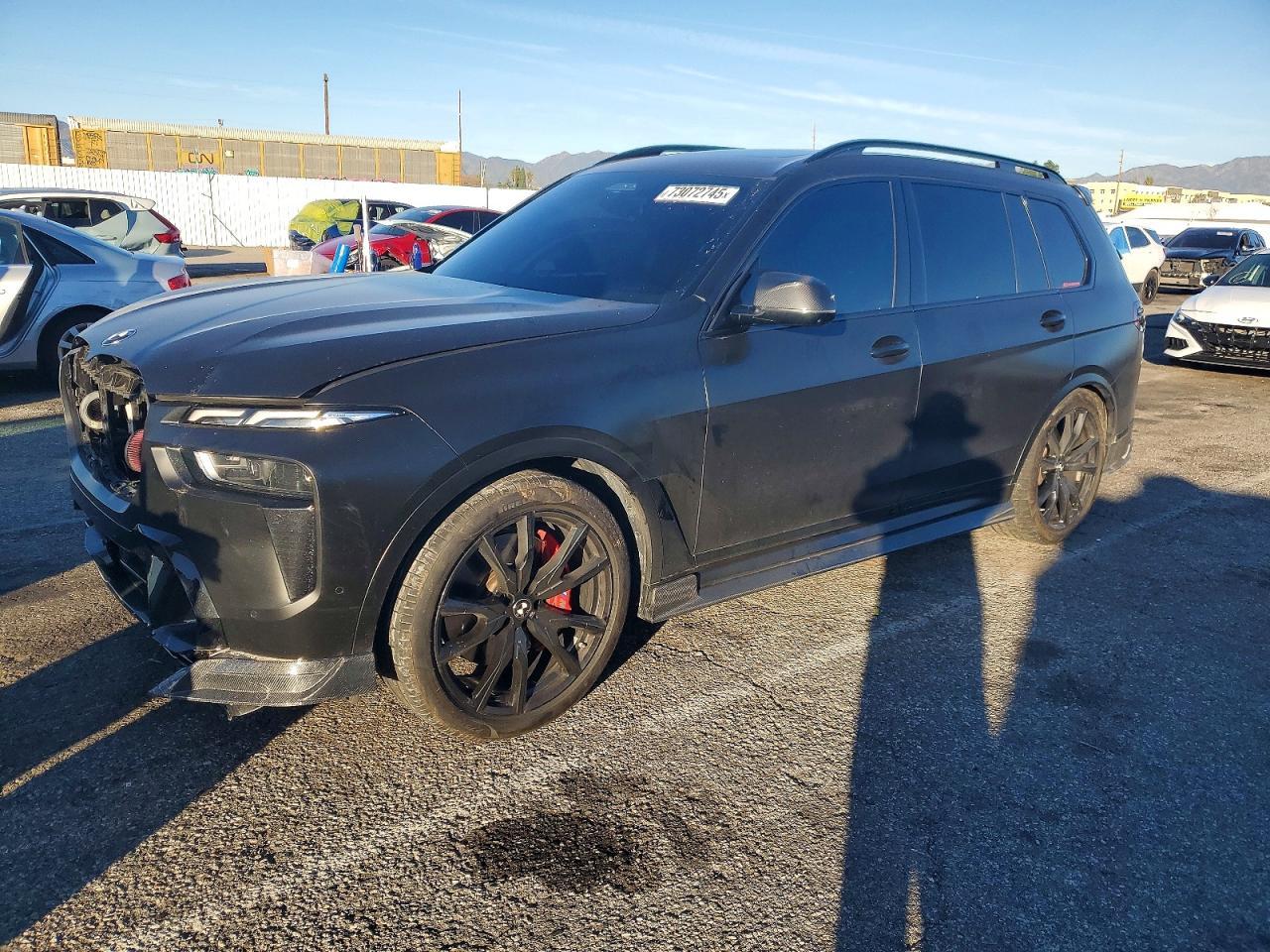 2025 BMW X7 M60I - zdjęcie główne
