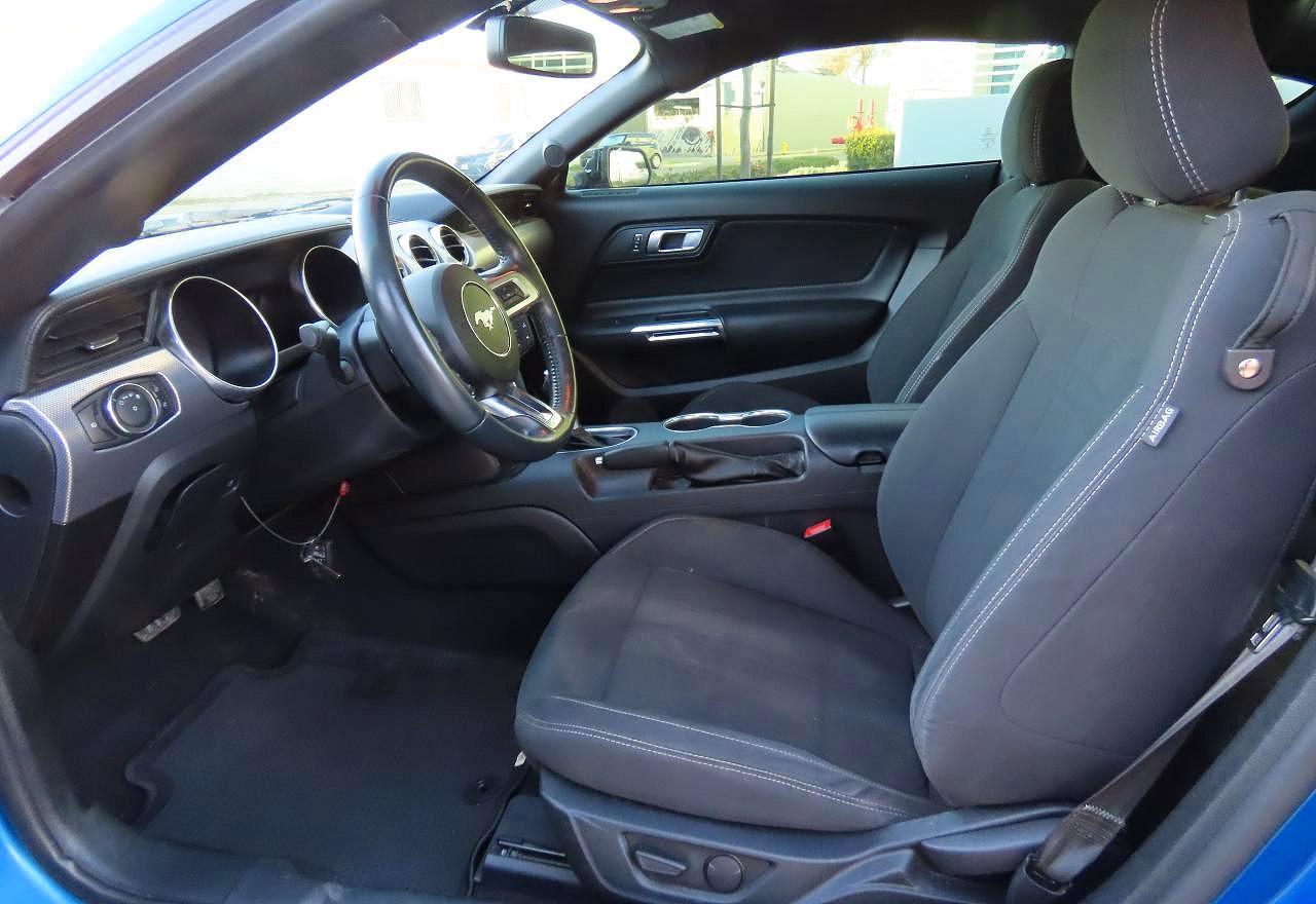 2020 Ford Mustang Gt - zdjęcie 9