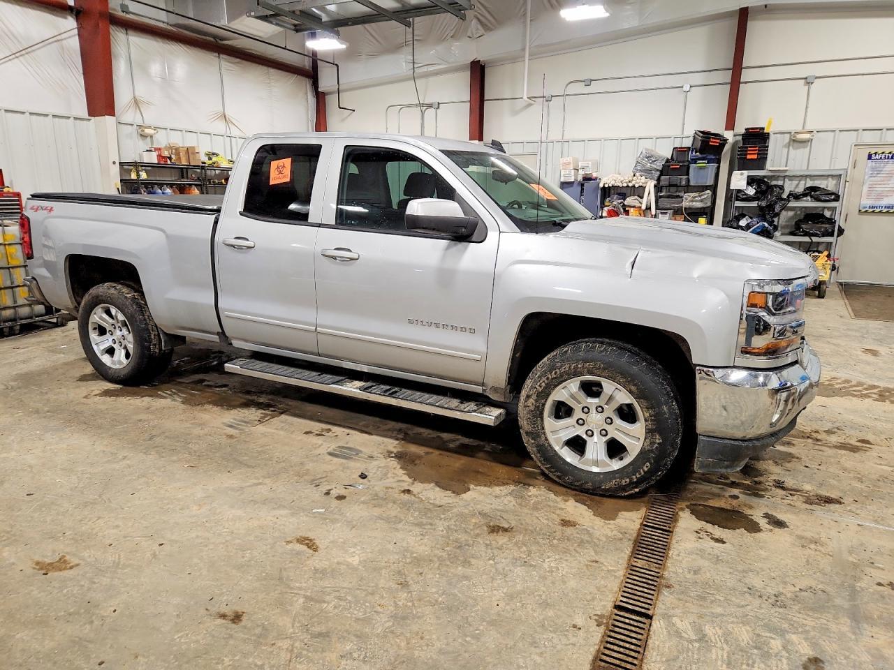 2017 Chevrolet Silverado K1500 Lt - zdjęcie 4