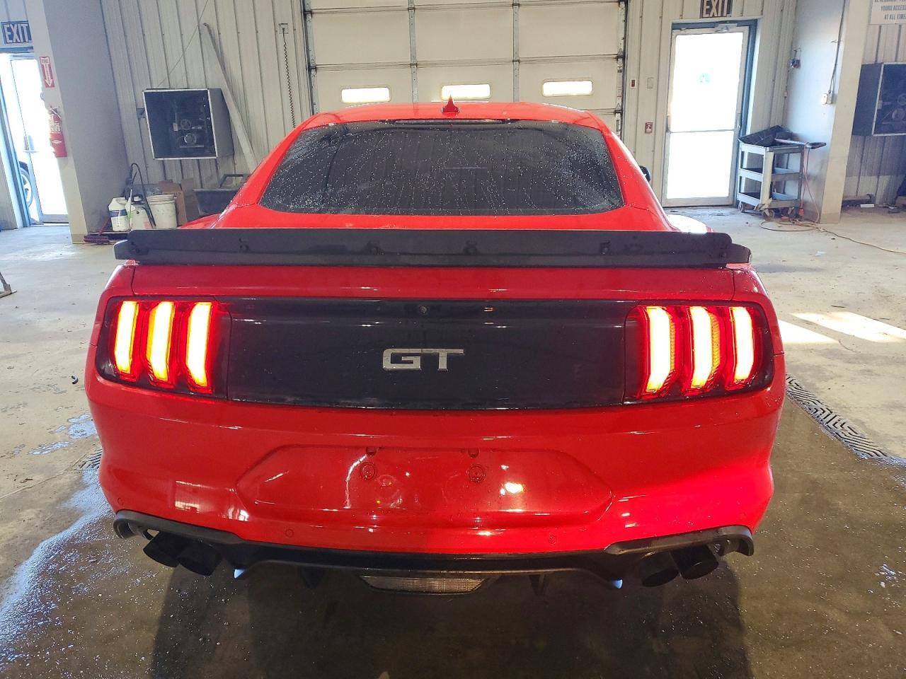 2021 Ford Mustang - zdjęcie 6