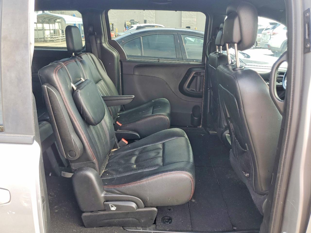 2019 Dodge Grand Caravan Gt - zdjęcie 11