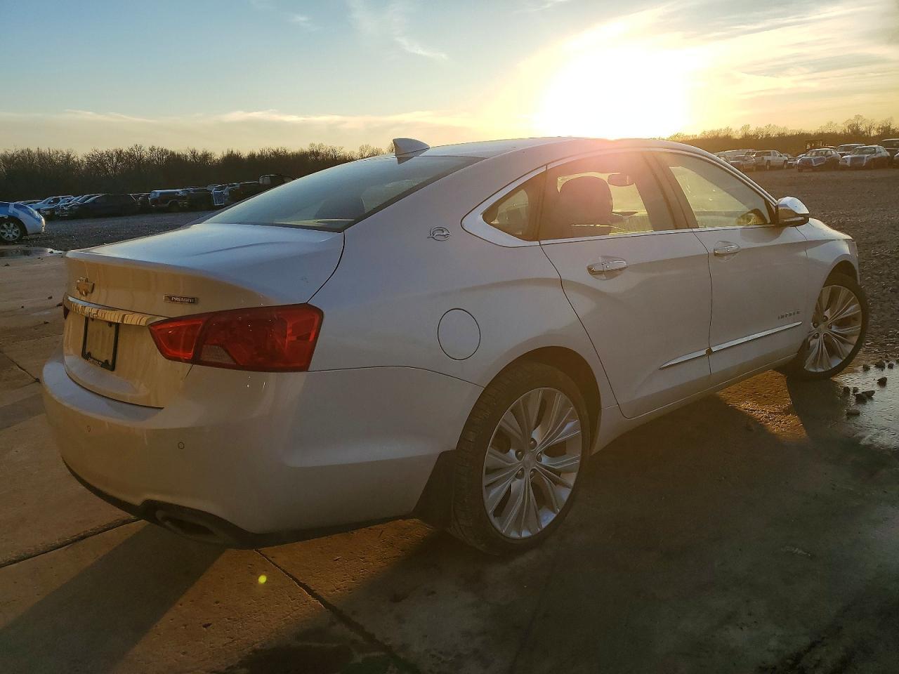 2017 Chevrolet Impala Premier - zdjęcie 3