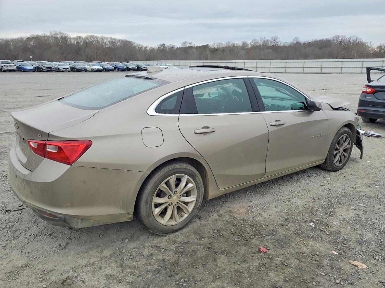 2024 Chevrolet Malibu Lt - zdjęcie 3
