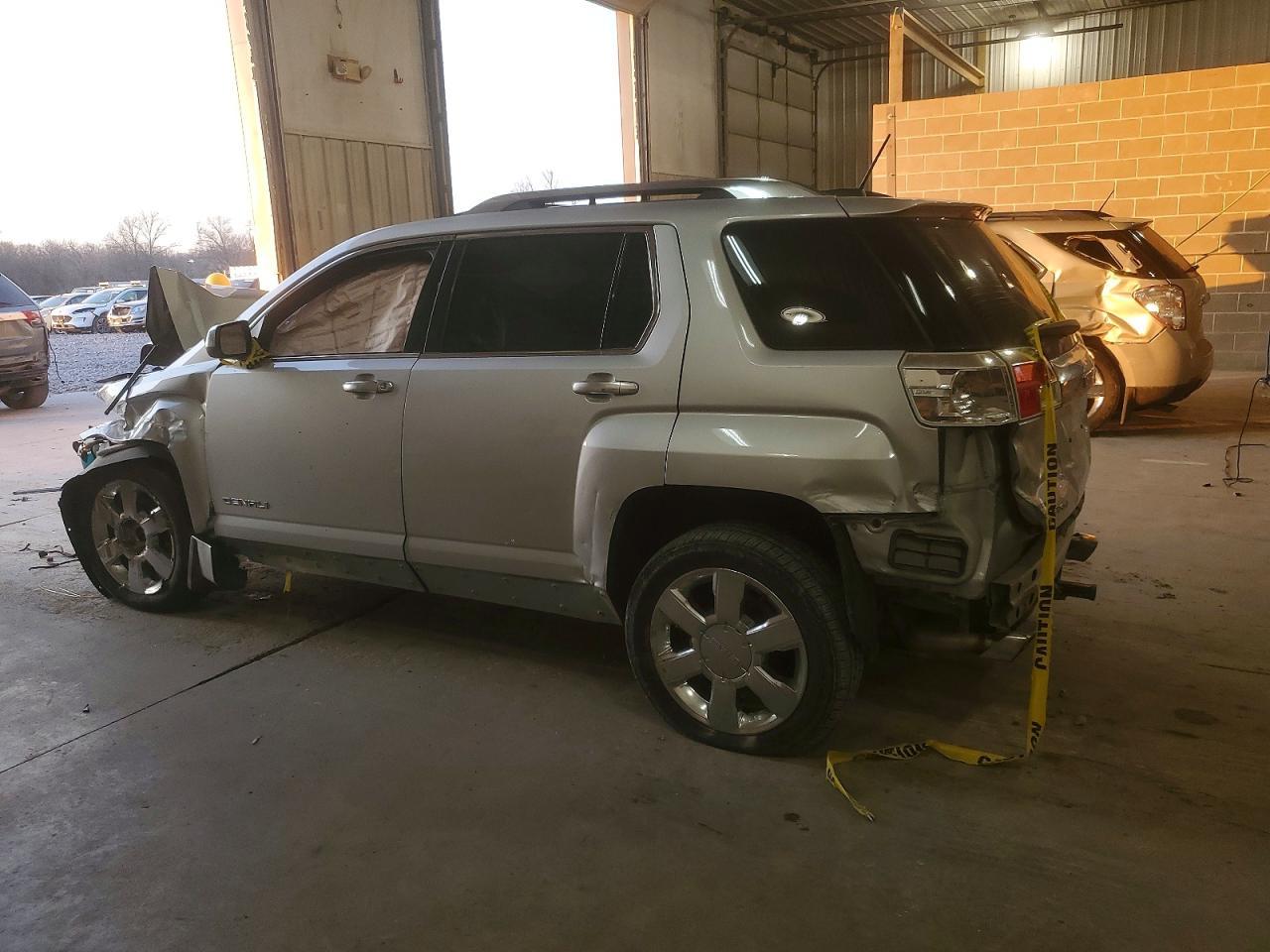 2015 GMC Terrain Denali - zdjęcie 2