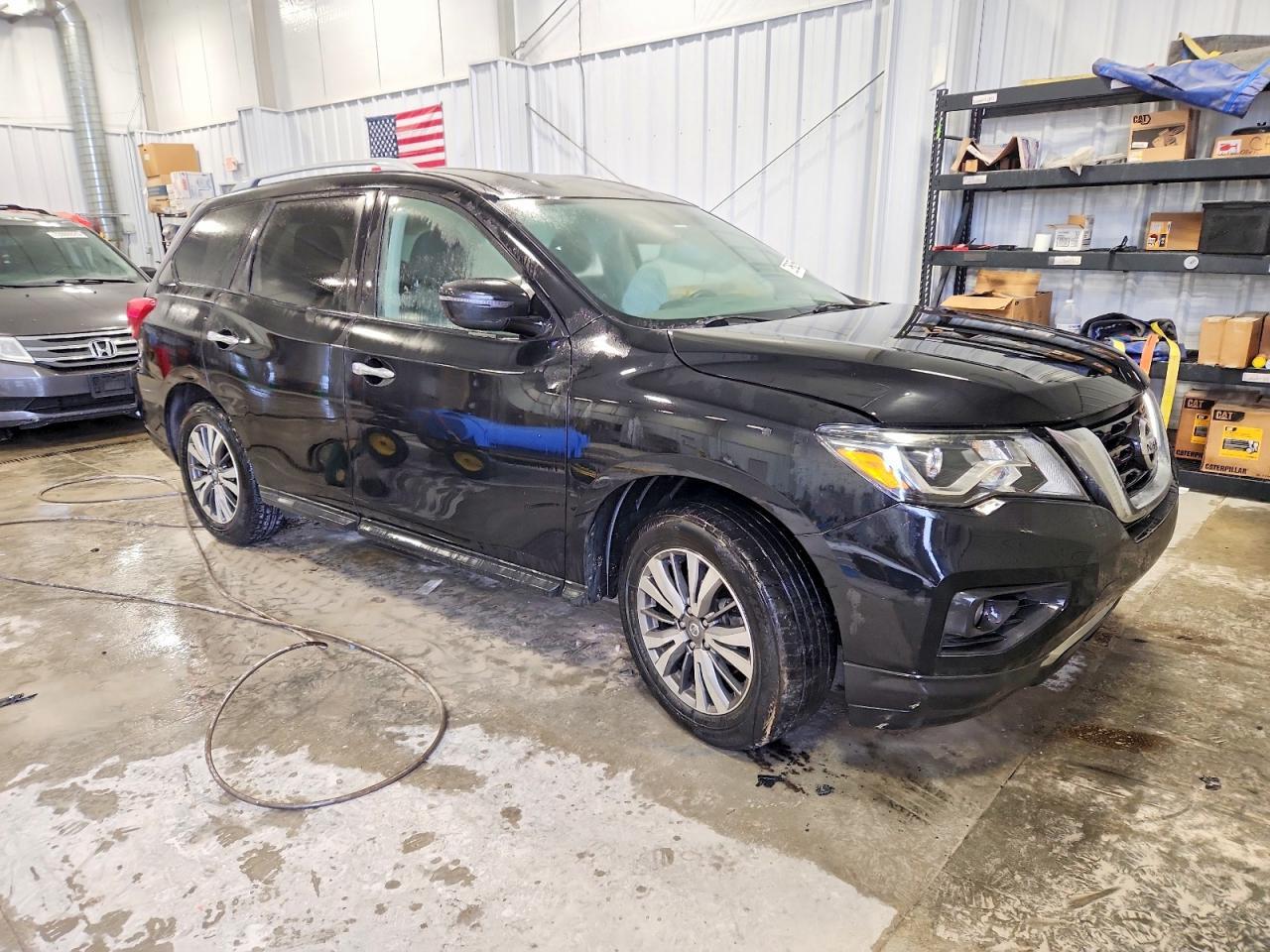 2020 Nissan Pathfinder Sv - zdjęcie 4