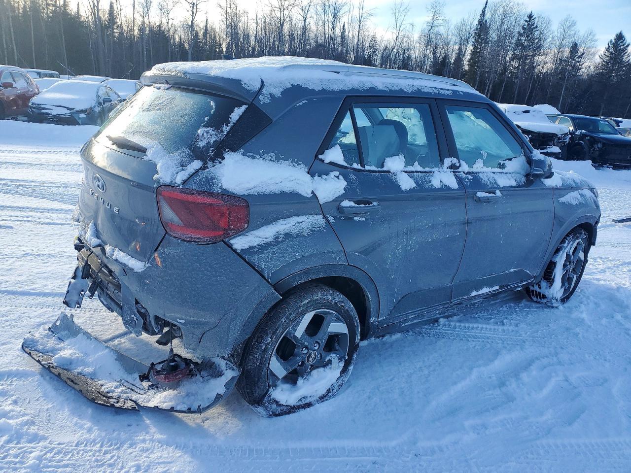 2022 Hyundai Venue Sel - zdjęcie 3