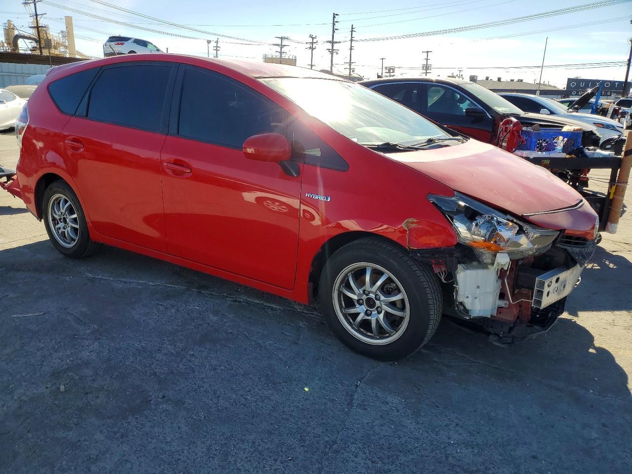 2016 Toyota Prius V - zdjęcie 4