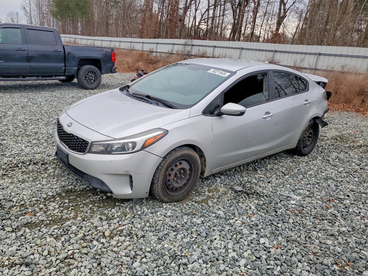 2017 Kia Forte - zdjęcie główne