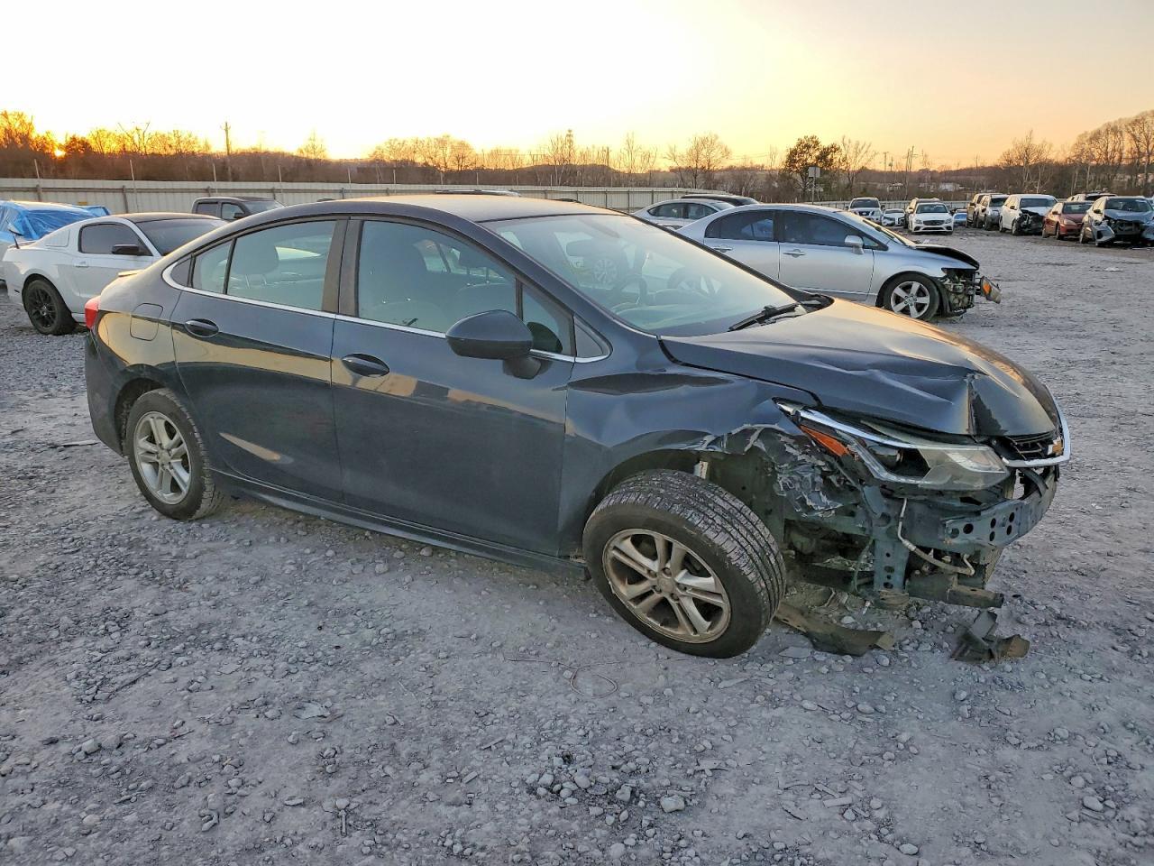 2016 Chevrolet Cruze Lt - zdjęcie 4