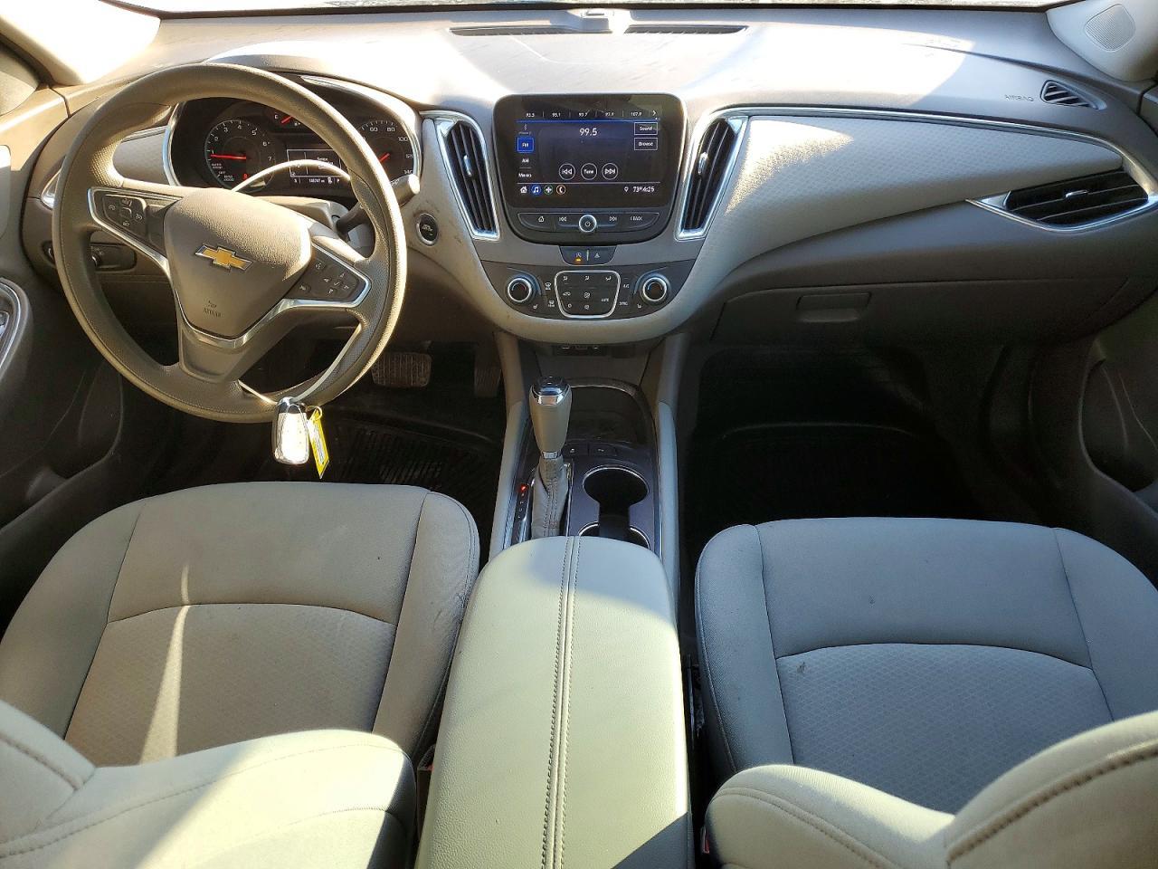 2020 Chevrolet Malibu Lt - zdjęcie 8