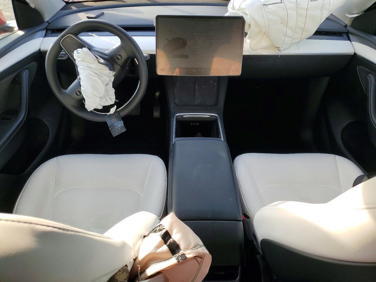 2023 Tesla Model Y - zdjęcie 8