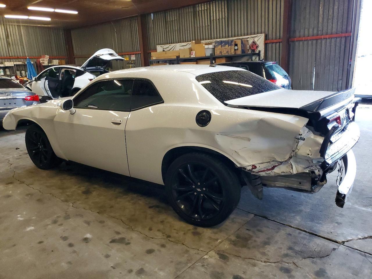 2018 Dodge Challenger Sxt - zdjęcie 2