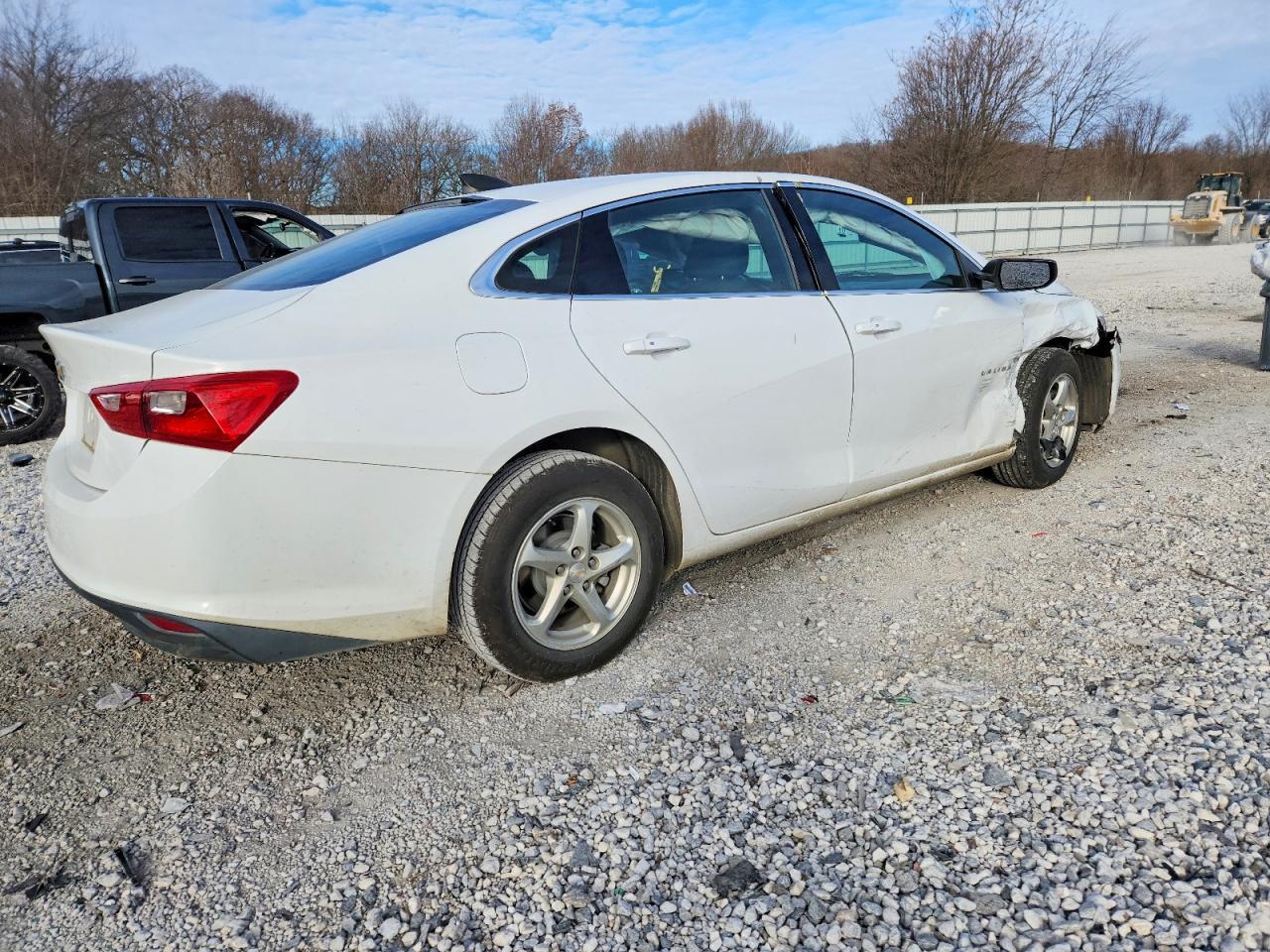 2017 Chevrolet Malibu Ls - zdjęcie 3