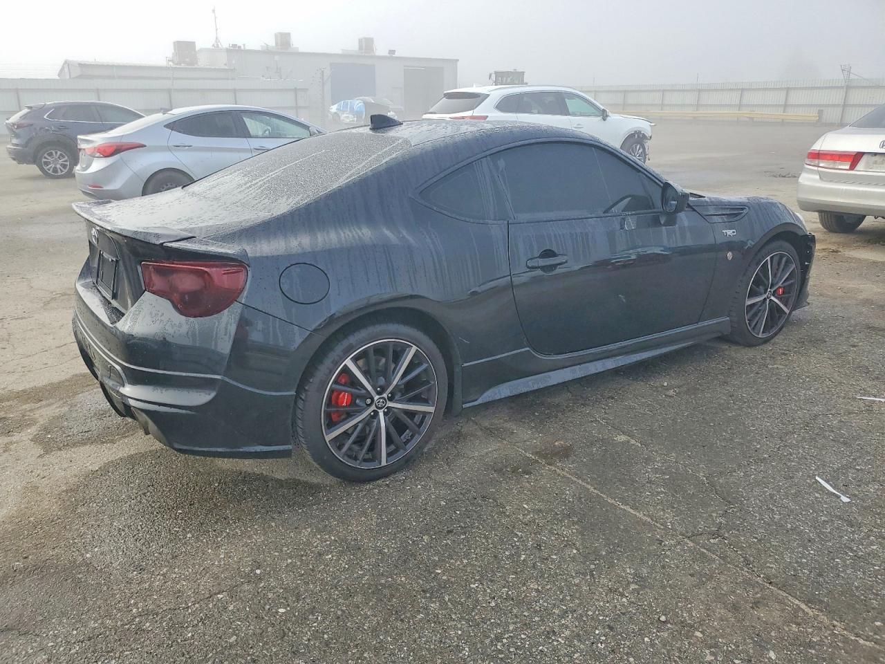 2019 Toyota 86 Gt - zdjęcie 3