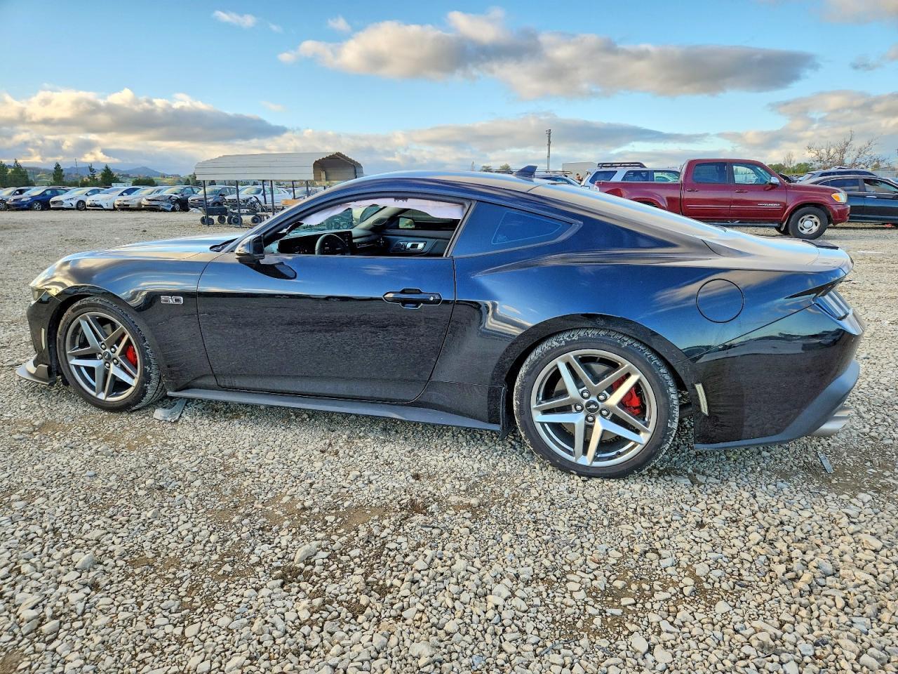 2024 Ford Mustang Gt - zdjęcie 2