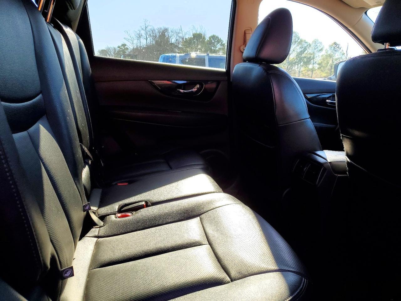 2019 Nissan Rogue S - zdjęcie 11