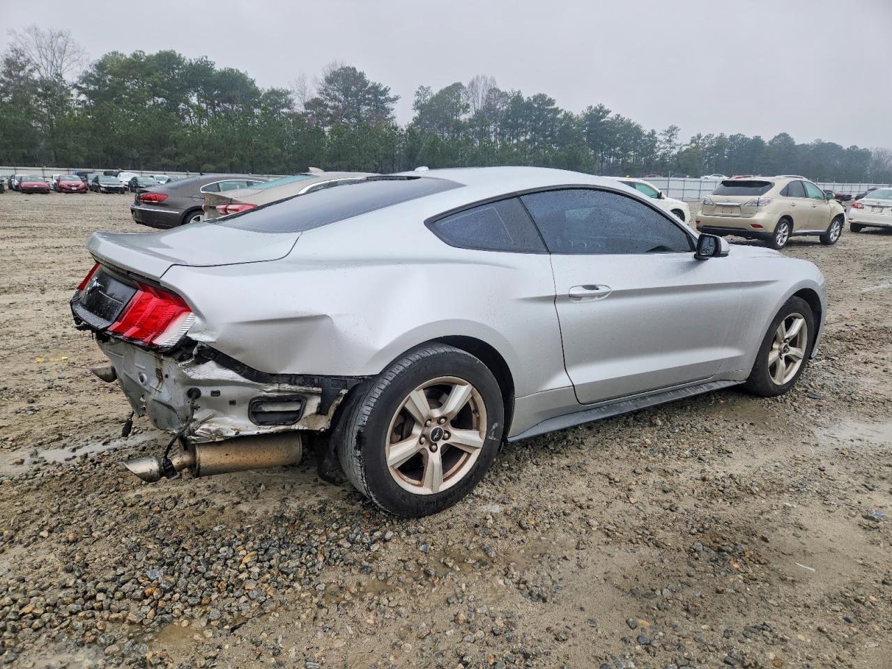 2019 Ford Mustang - zdjęcie 3
