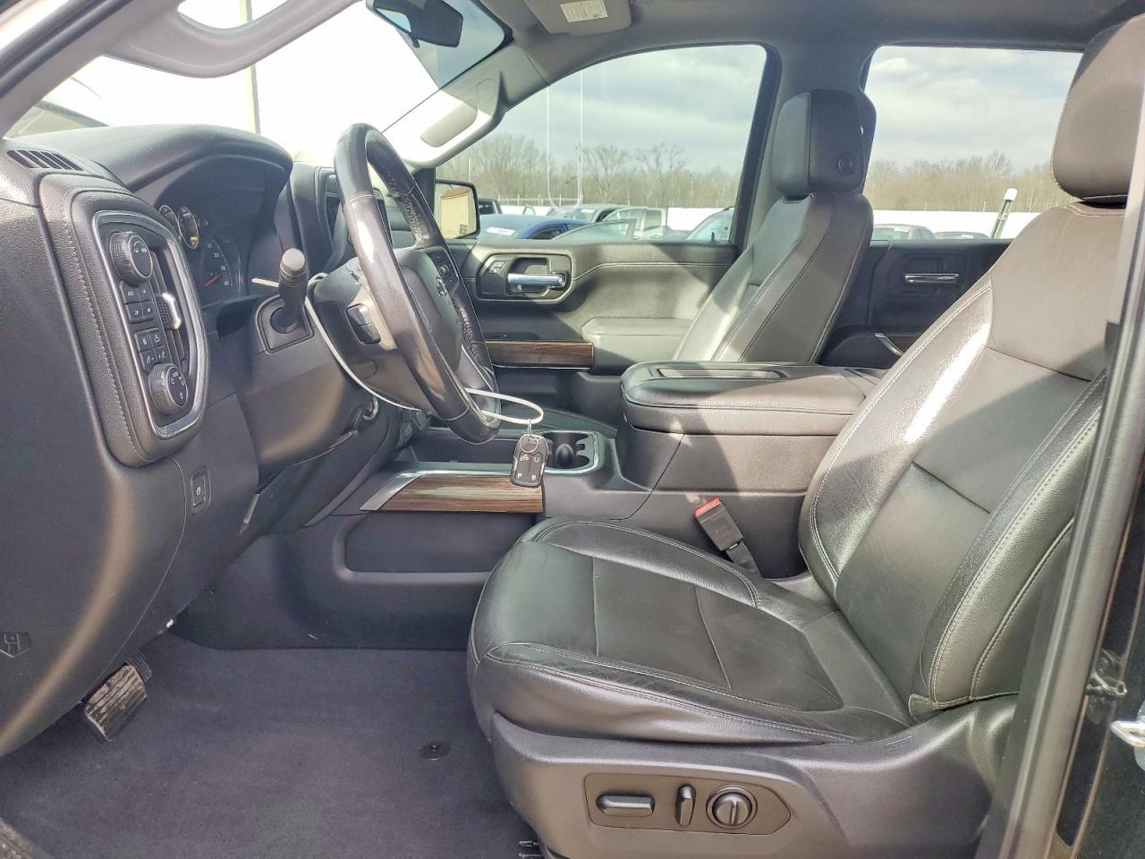 2020 Chevrolet Silverado K1500 Rst - zdjęcie 7