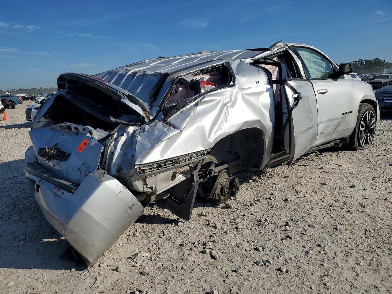 2018 Chevrolet Suburban C1500 Lt - zdjęcie 3