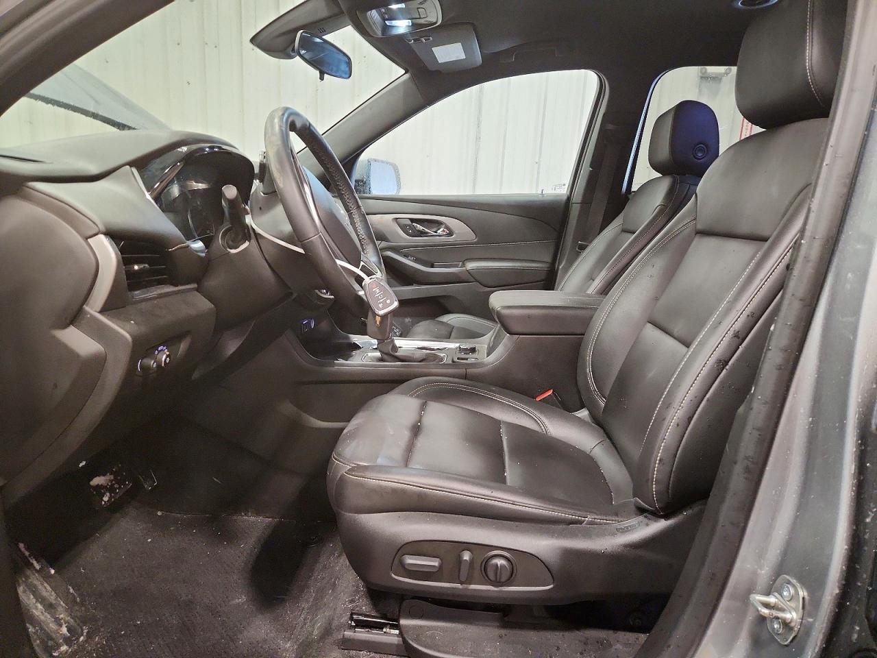 2023 Chevrolet Traverse Lt - zdjęcie 7