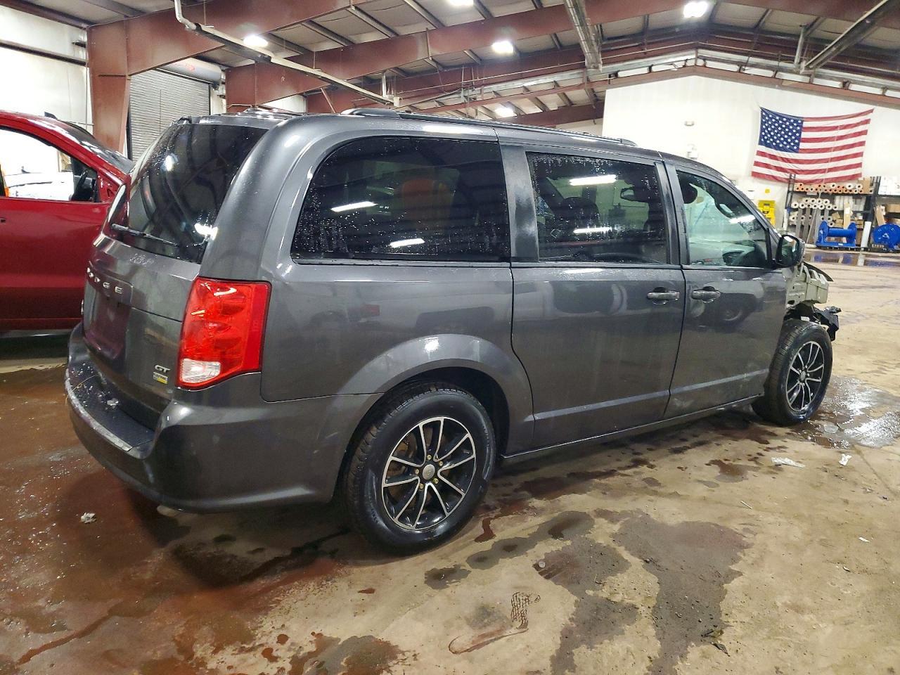 2018 Dodge Grand Caravan Gt - zdjęcie 3