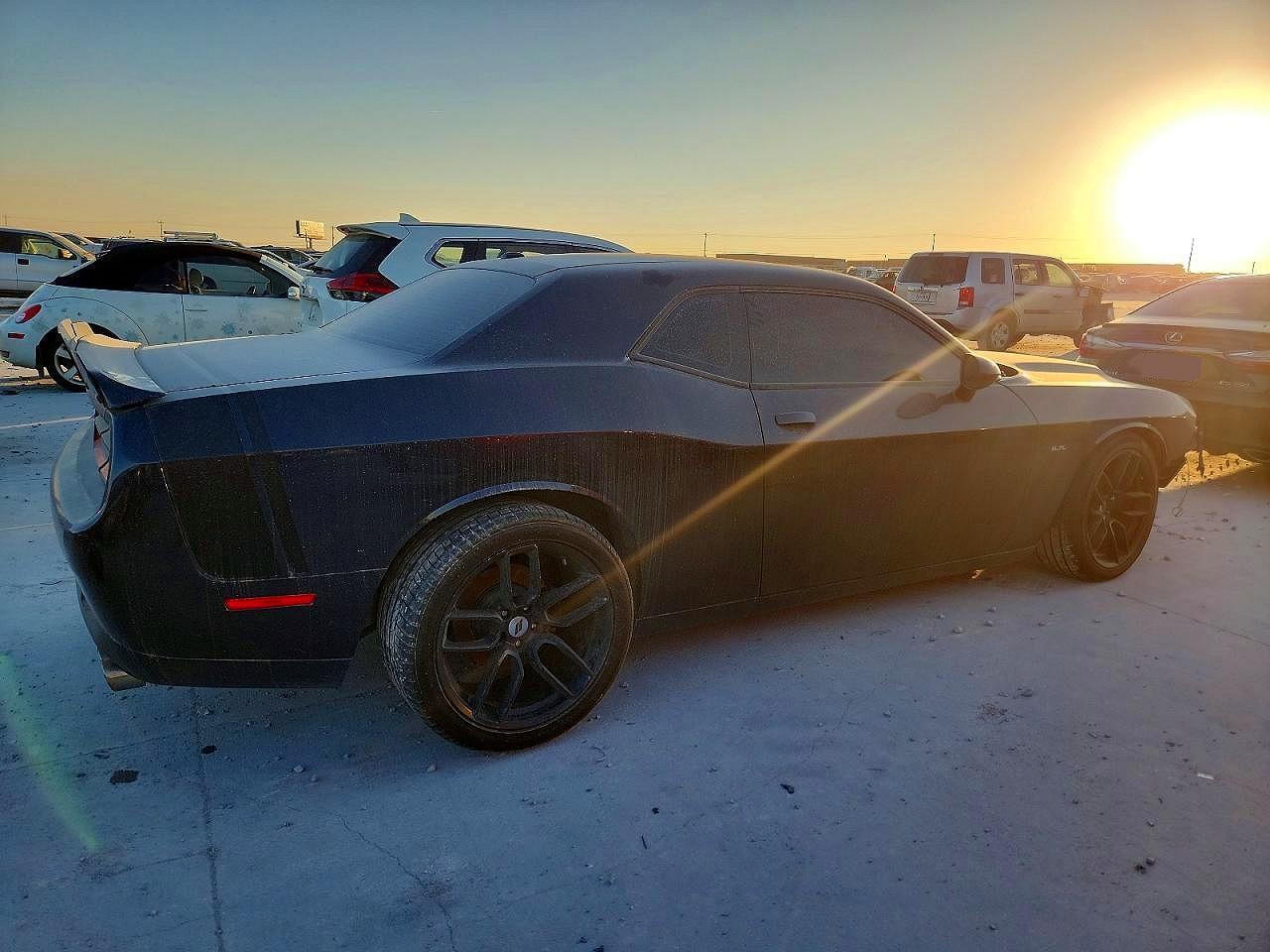 2019 Dodge Challenger R/T - zdjęcie 3