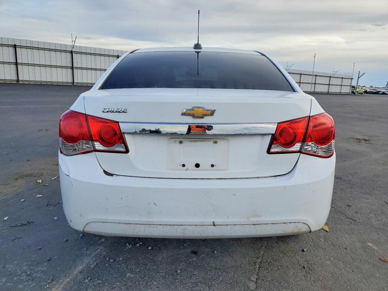 2015 Chevrolet Cruze Ls - zdjęcie 6