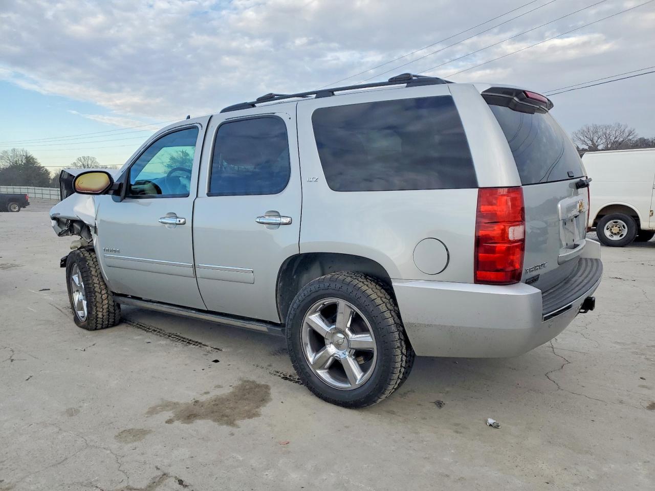 2013 Chevrolet Tahoe K1500 Ltz - zdjęcie 2